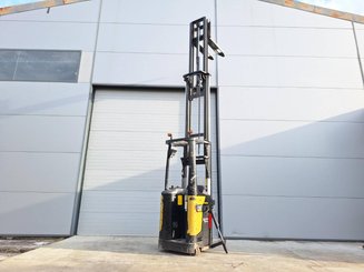 Stoccatori con pedana Caterpillar NSR20N