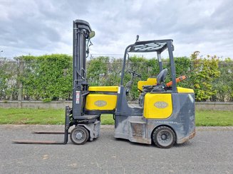 Carrelli articolato Aisle Master 20SE