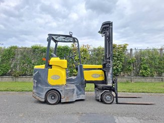 Carrelli articolato Aisle Master 20SE