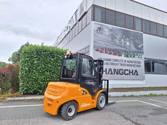 Carrello elevatore frontale a 4 ruote Hangcha XE30i (CPD30-XEY2-SI)