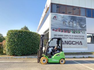 Carrello elevatore frontale a 4 ruote Hangcha XC25i - 2