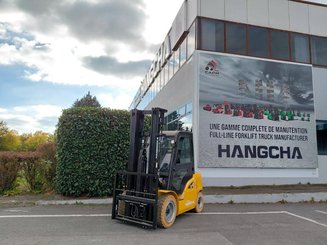 Carrello elevatore frontale a 4 ruote Hangcha XE30i (CPD30-XEY2-SI)