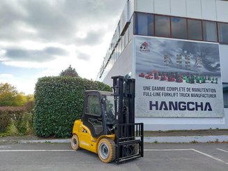 Carrello elevatore frontale a 4 ruote Hangcha XE30i (CPD30-XEY2-SI)