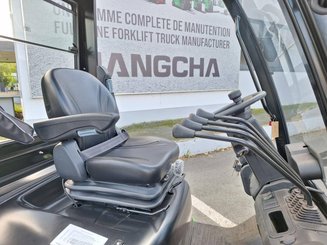 Carrello elevatore frontale a 4 ruote Hangcha XC18i