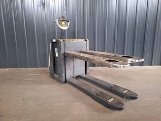 Transpallet guida in accompagnamento Crown WP3080