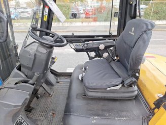 Carrello elevatore frontale a 4 ruote Caterpillar GP25NT - 13