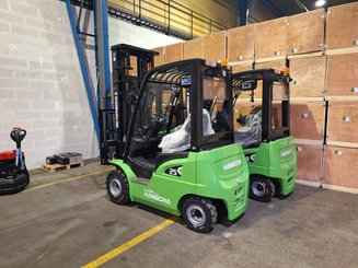 Carrello elevatore frontale a 4 ruote Hangcha XC25i