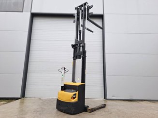 Carrello stoccatore a razze larghe Caterpillar NSP16N2S