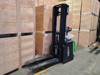 Stoccatori con piattaforma Hangcha CDD20-AC2S i