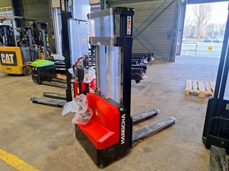 Stoccatori guida in accompagnamento Hangcha CDD12-A2MC2-SZ