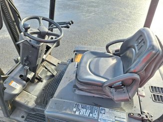 Carrello elevatore frontale a 3 ruote Caterpillar EP20NT