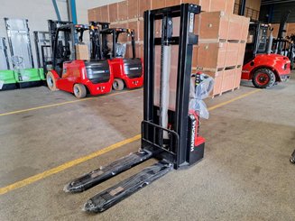 Stoccatori guida in accompagnamento Hangcha CDD12-A2MC2-SZ