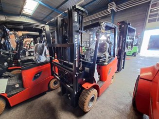 Carrello elevatore frontale a 4 ruote Hangcha AE18