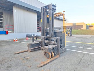 Carrelli retrattili multidirezionali Caterpillar NRM20K