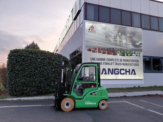 Carrello elevatore frontale a 4 ruote Hangcha XC30i