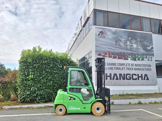 Carrello elevatore frontale a 4 ruote Hangcha XC30i