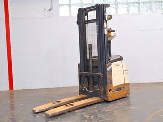 Stoccatori guida in accompagnamento Crown ES4000-1.2