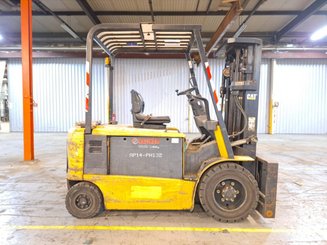 Carrello elevatore frontale a 4 ruote Caterpillar EP30K-PAC - 2