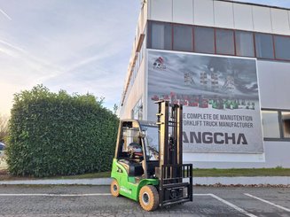 Carrello elevatore frontale a 4 ruote Hangcha XC18i