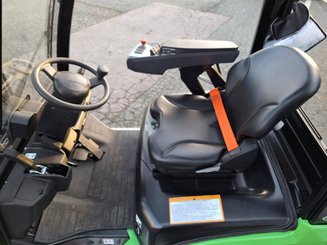 Carrello elevatore frontale a 4 ruote Hangcha XC18i