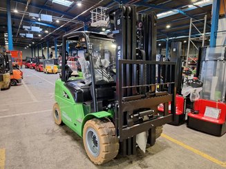 Carrello elevatore frontale a 4 ruote Hangcha XC50i-500