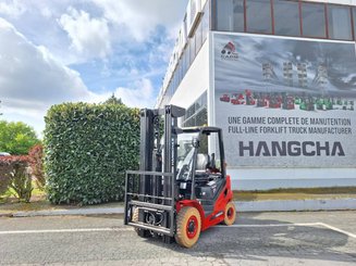 Carrello elevatore frontale a 4 ruote Hangcha XF25G-2