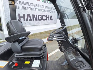 Carrello elevatore frontale a 4 ruote Hangcha AE25