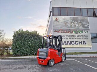 Carrello elevatore frontale a 4 ruote Hangcha AE30