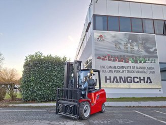 Carrello elevatore frontale a 4 ruote Hangcha AE30