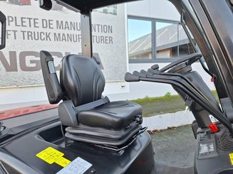 Carrello elevatore frontale a 4 ruote Hangcha XF30D-2