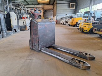 Transpallet guida in accompagnamento Fenwick T18