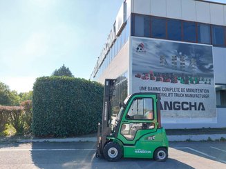 Carrello elevatore frontale a 4 ruote Hangcha XC25i