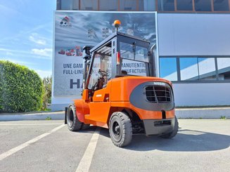 Carrello elevatore frontale a 4 ruote Nissan F04D40Q