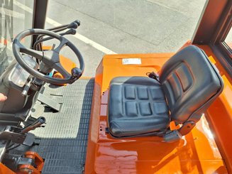Carrello elevatore frontale a 4 ruote Nissan F04D40Q