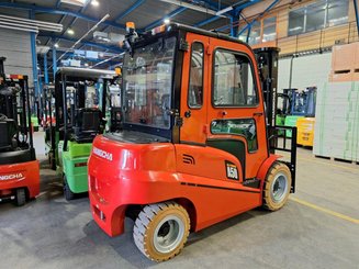 Carrello elevatore frontale a 4 ruote Hangcha A4W50