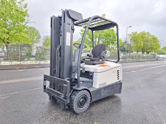 Carrello elevatore frontale a 3 ruote Crown SC5340-1.6 - 1