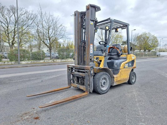 Carrello elevatore frontale a 4 ruote Caterpillar GP25NTD - 1
