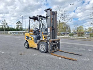 Carrello elevatore frontale a 4 ruote Caterpillar GP25NTD - 1