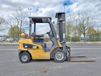 Carrello elevatore frontale a 4 ruote Caterpillar GP25NTD
