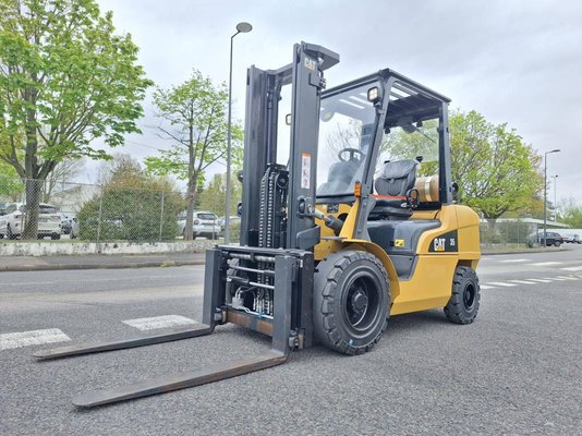 Carrello elevatore frontale a 4 ruote Caterpillar GP35 NTD - 1