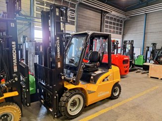 Carrello elevatore frontale a 4 ruote Hangcha XE30i (CPD30-XEY2-SI)