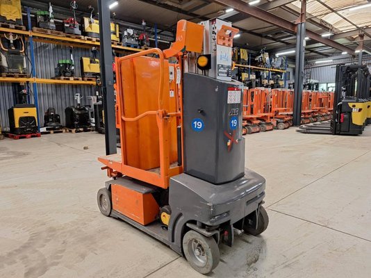Navicella a gruppo di sollevamento verticale JLG TOUCAN DUO - 1