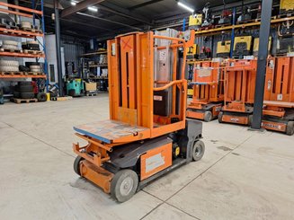 Navicella a gruppo di sollevamento verticale JLG TOUCAN DUO