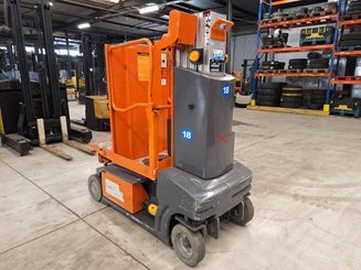 Navicella a gruppo di sollevamento verticale JLG TOUCAN DUO