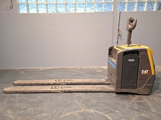 Transpallet con pedana Caterpillar NPV20N2 - 5