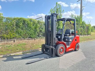 Carrello elevatore frontale a 4 ruote Hangcha XF25G