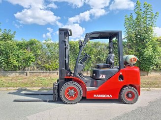 Carrello elevatore frontale a 4 ruote Hangcha XF25G