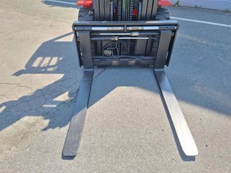Carrello elevatore frontale a 4 ruote Hangcha CPYD35 - 12