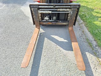 Carrello elevatore frontale a 4 ruote Hangcha CPYD35