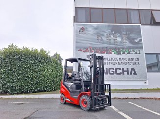 Carrello elevatore frontale a 4 ruote Hangcha XF18G-2